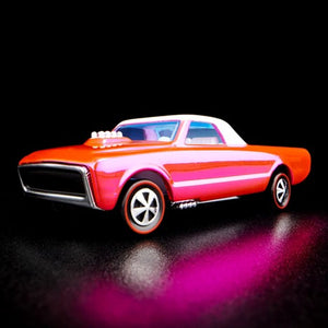 HOTWHEELS RLC EXCLUSIVE 2022 PINK EDITIONS CUSTOM FLEETSIDE