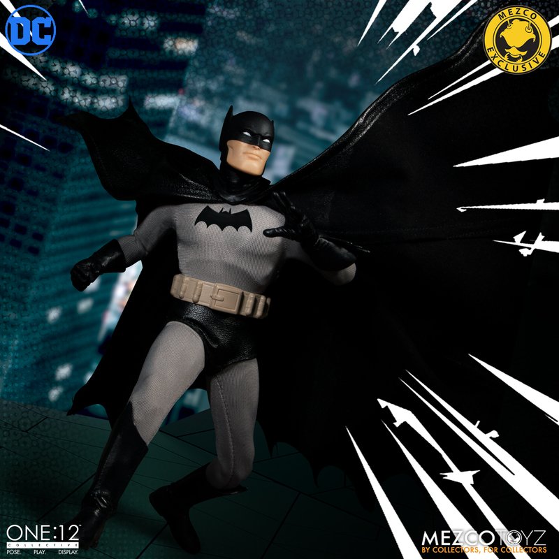 Golden Age Batman: Caped Crusader Edition Mezco Direct Exclusive